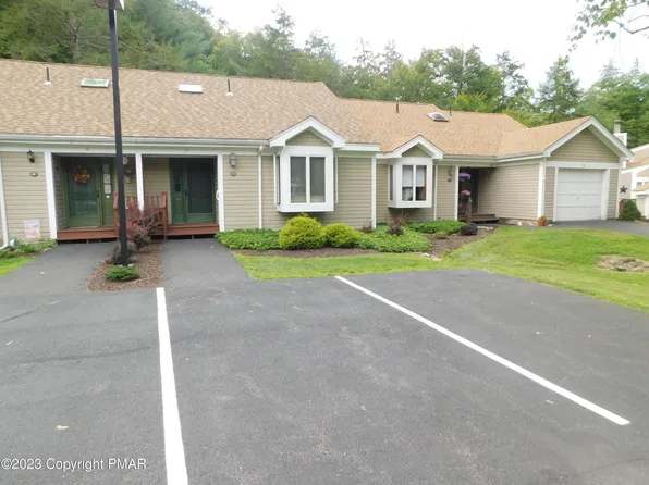 13 Turtle Way, Stroudsburg, PA 18360