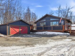 4020 N Palmer Fishhook Rd, Palmer, AK 99645