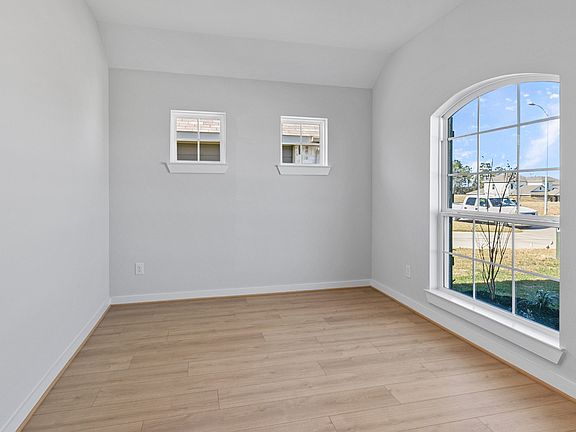 4th image of 12751 Dina Springs Ln