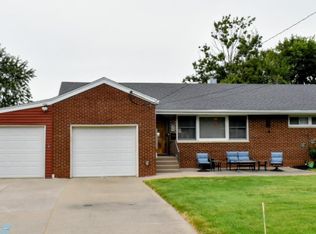 170 S Pleasant Ave, Galesburg, IL 61401