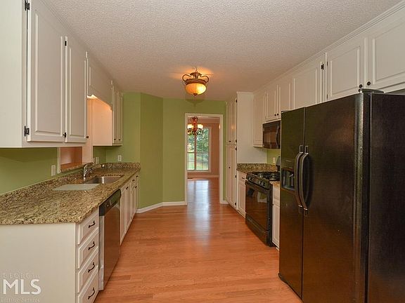 5th image of 514 Silver Maple Ln #81