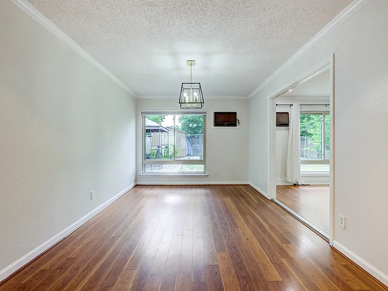 7120 Carwill Dr — Photo 4
