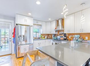 1184 Navasota St, Austin, TX 78702