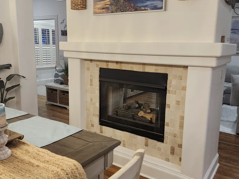 Double sided fire place