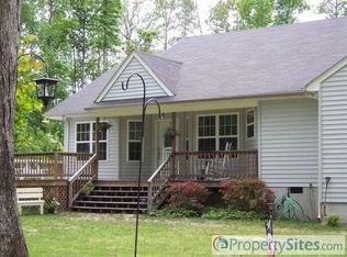 10390 Figg Shop Rd, Gloucester, VA 23061