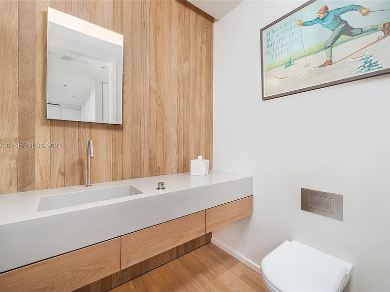 2901 Collins Ave #1408 — Photo 19