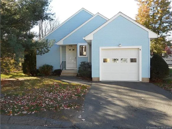 20 Woods Run, Farmington, CT 06032