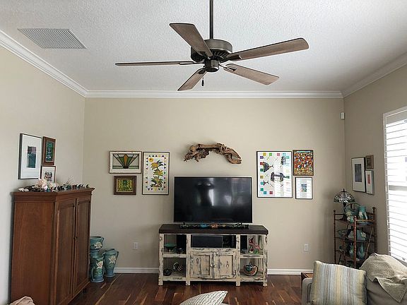 4th image of 381 Otter Creek Dr