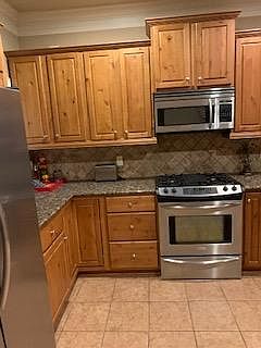3rd image of 503 Lakeland Dr APT D2