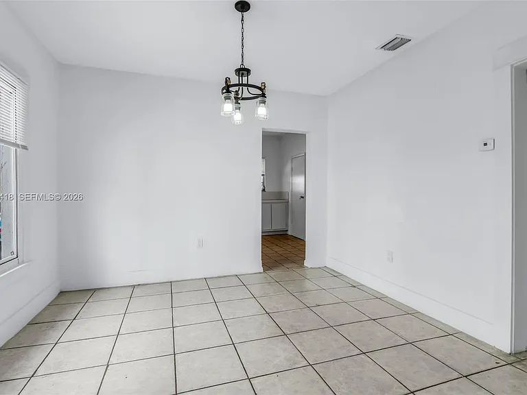1243 SW 3rd St — Photo 12