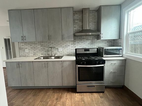 5th image of 1411-1413 E 53rd St #1411-1/2