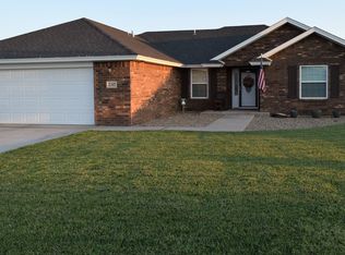 2317 Cobblestone Cir, Clovis, NM 88101