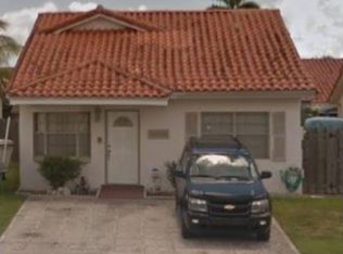11505 NW 92nd Ave, Hialeah Gardens, FL 33018