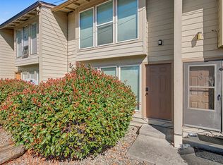 1800 Crater Lake Ave APT 29, Medford, OR 97504