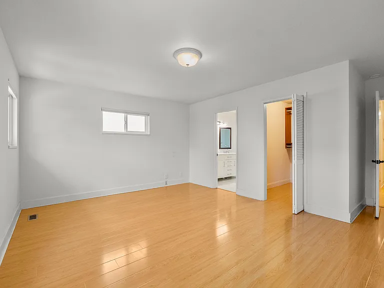 1742 Naglee Ave — Photo 15