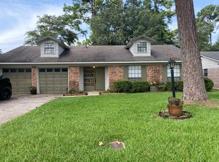 9838 High Point Dr, Shreveport, LA 71106