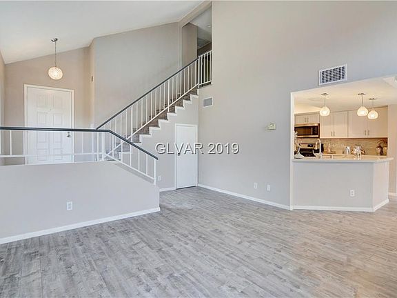 4th image of 6804 Midpark Cir