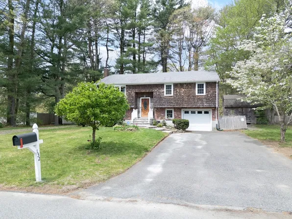 132 Cynthia Dr, Raynham, MA 02767