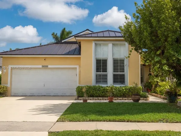 16350 SW 11th St, Pembroke Pines, FL 33027