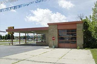 1st image of 2000 Columbia Ave W