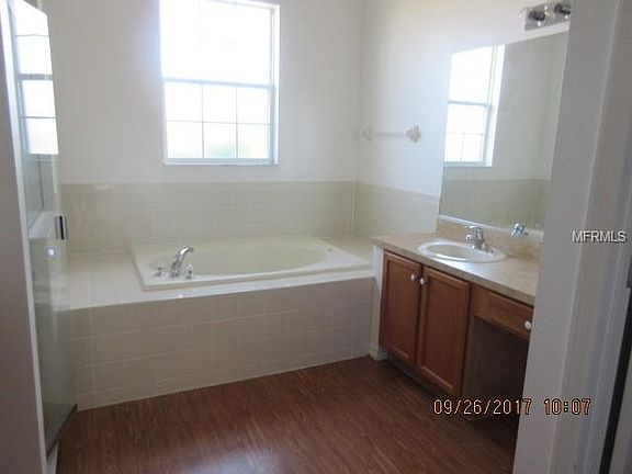 5th image of 4620 Brookshire Pl