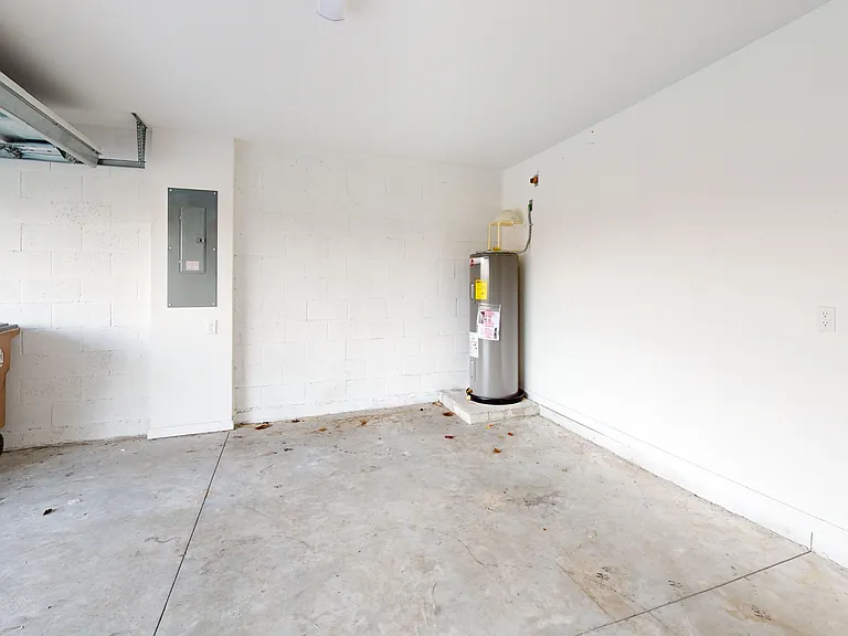 1908 NW 26th Pl — Photo 19