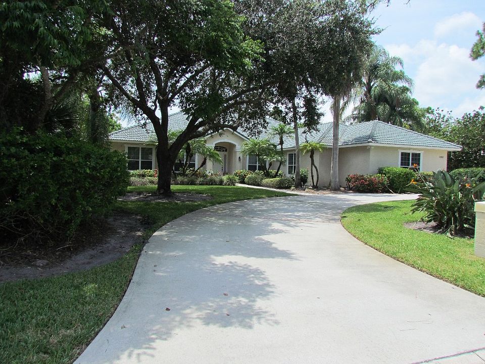 1st image of 5805 Turnberry Ln
