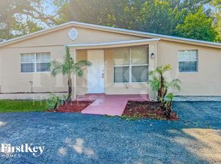 5740 Douglas St, Hollywood, FL 33021