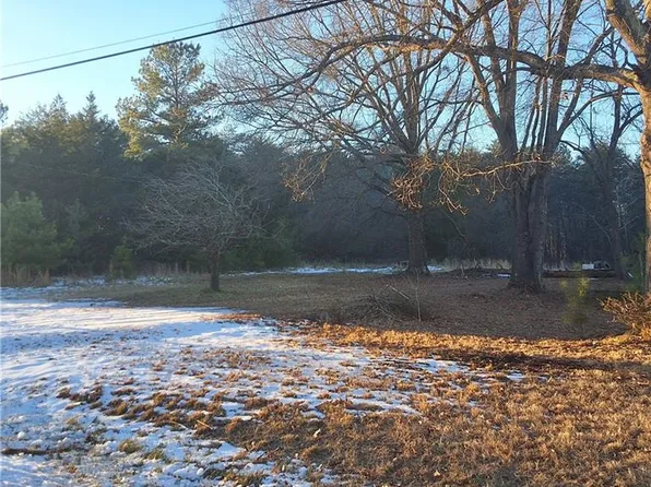 865 Narrow Gauge Rd, Reidsville, NC 27320