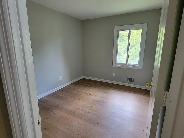 6628 Stark Ct — Photo 9