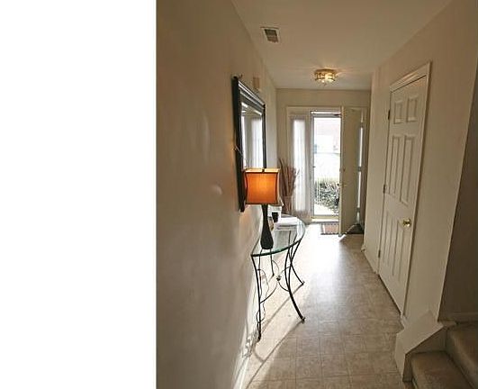 4th image of 25 Paynter St