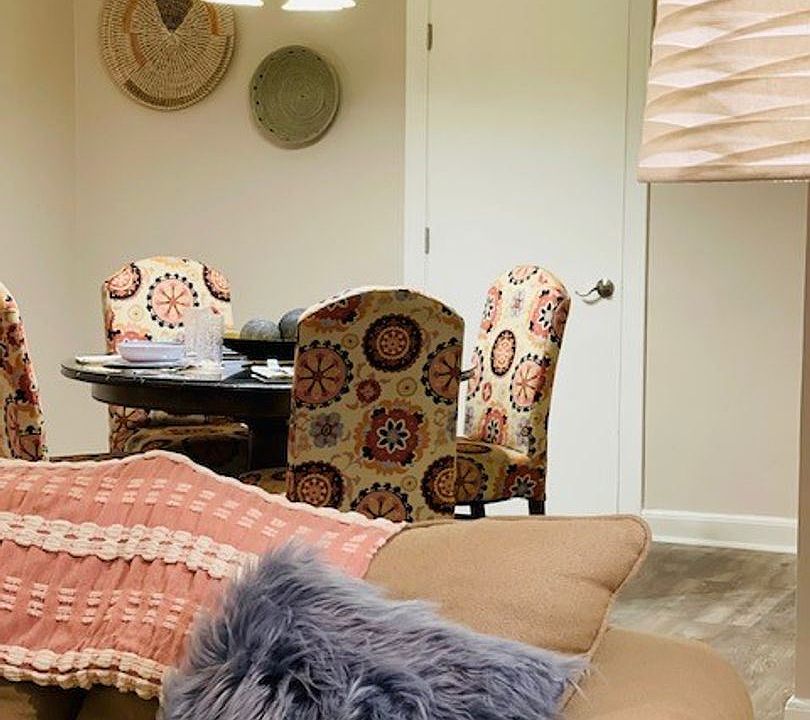 2nd image of 220 N Magdalen St #7