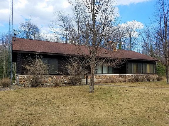 3rd image of 6651 W Black Oak Lake Rd #W