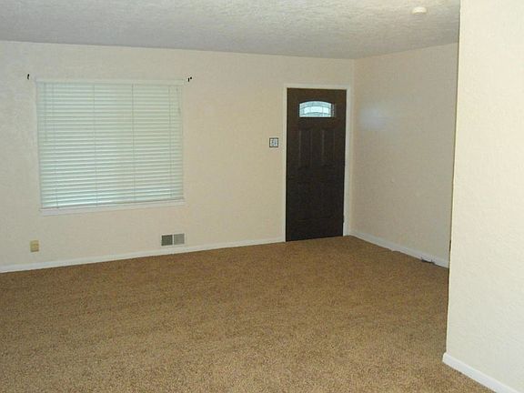 2nd image of 3005 E 22nd St