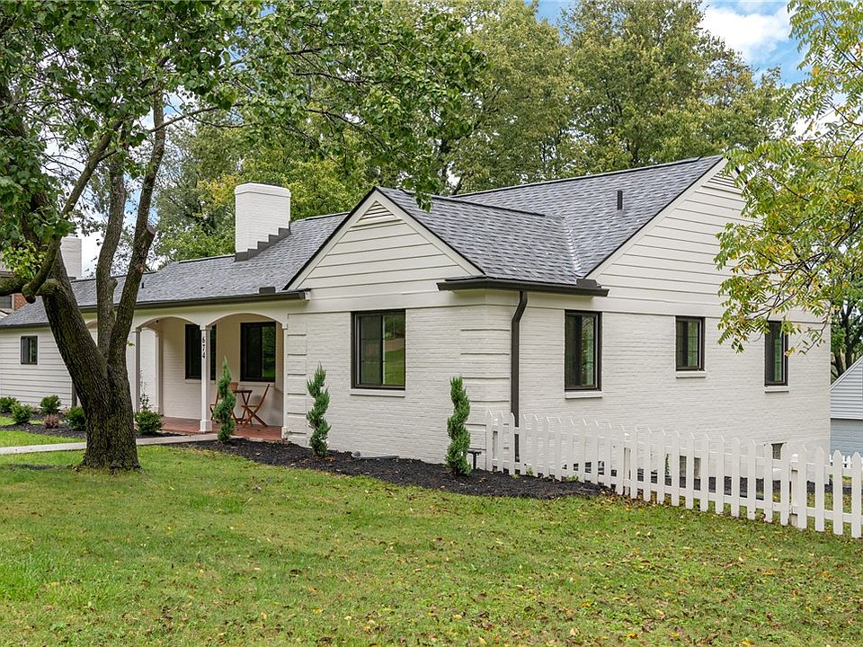 1st image of 674 Garden Rd