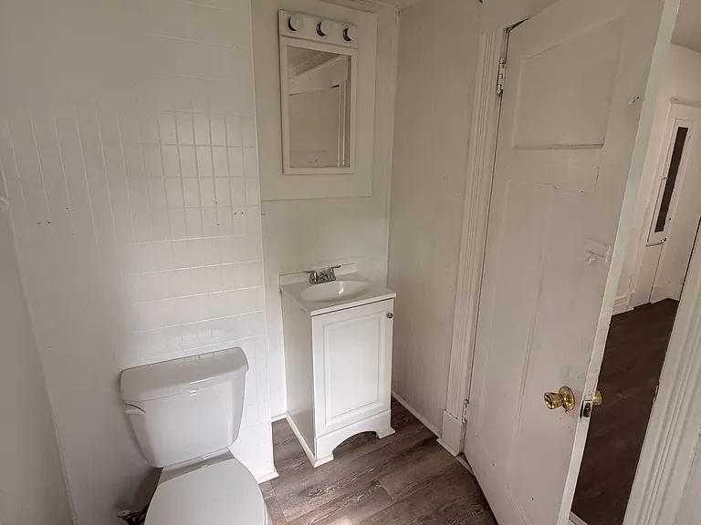 1821 Ridgewood Ave — Photo 9