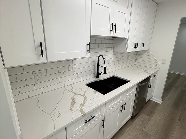 6 Pickering Dr — Photo 8