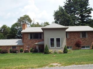 15758 Pineview Dr APT 4, East Liverpool, OH 43920