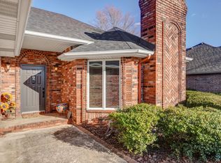 3348 S Alden Ave, Springfield, MO 65804