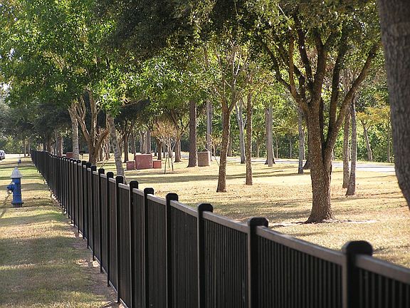 PARK TRAIL