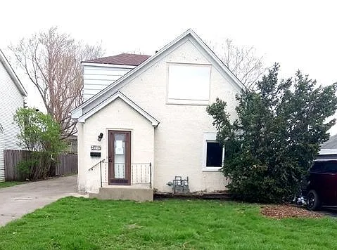 8704 45th Pl photo 1