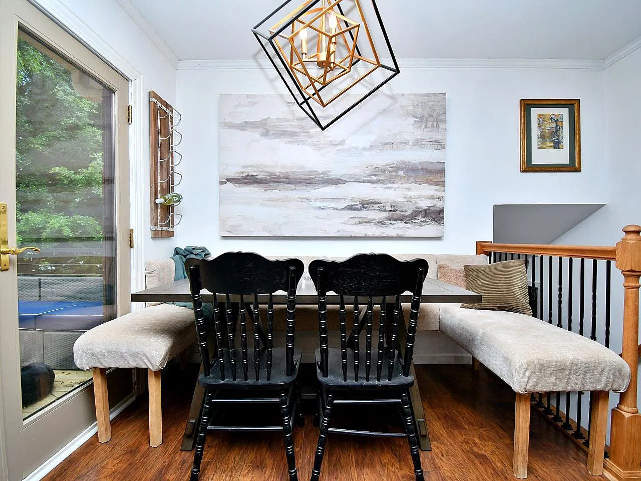 404 Jameson Dr — Photo 3