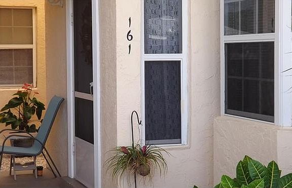 2nd image of 161 Grove Isle Cir #161