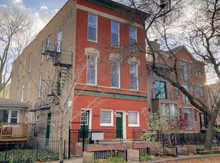 1431 W Huron St #2R, Chicago, IL 60642