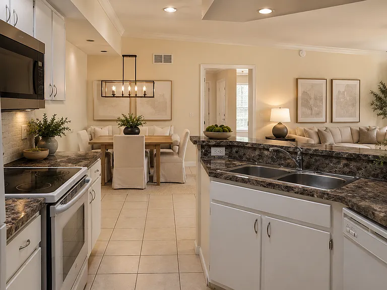 802 Crest Pines Dr #822 — Photo 4