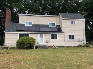 17 E Public St, Assonet, MA 02702
