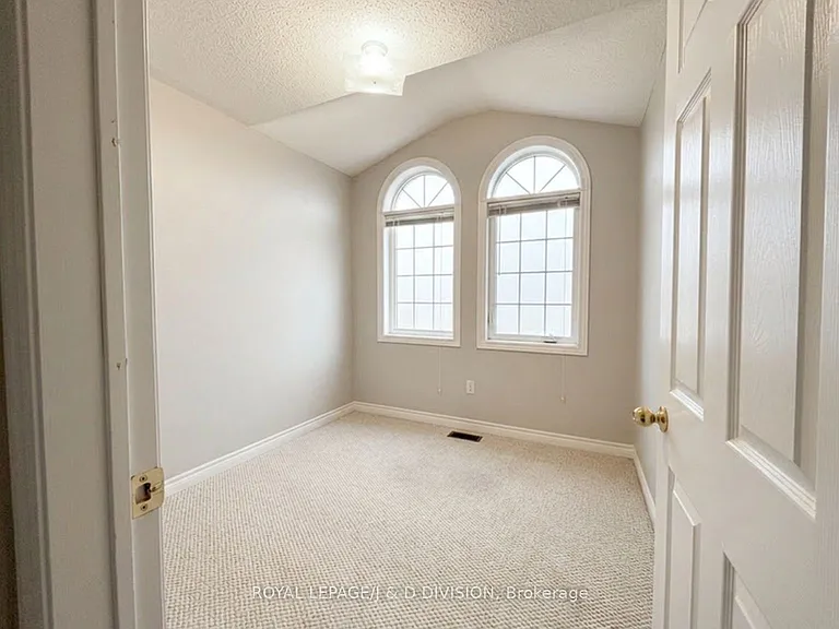 44 Touchette Dr — Photo 11