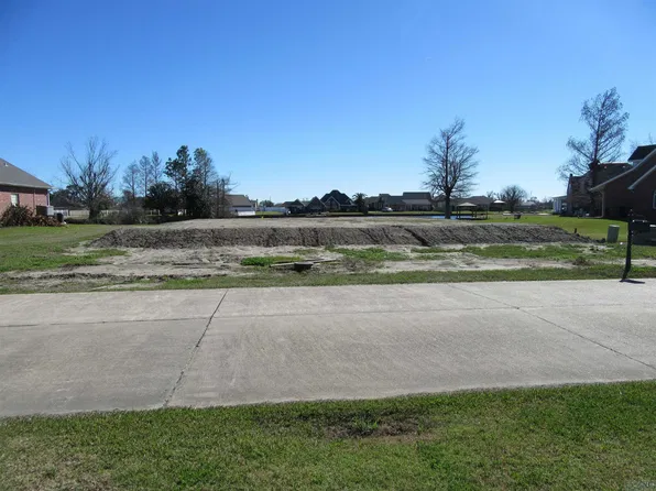 229 W 40th St, Cut Off, LA 70345