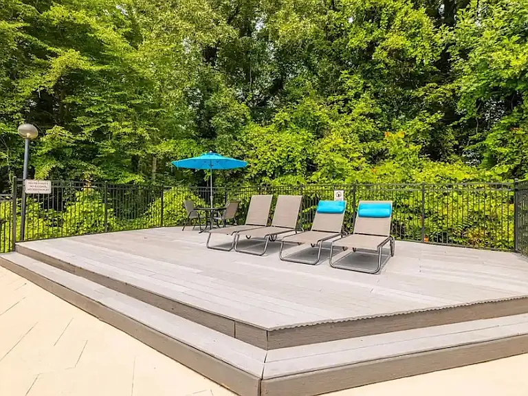 2122 Crossing Way Ct — Photo 11