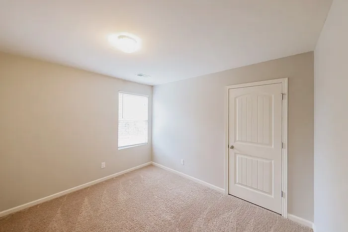 229 Addison Dr — Photo 11